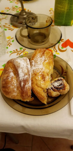 Opinii despre Újlipótvárosi Royal Baguette Pékség în Budapest - Vendéglátás