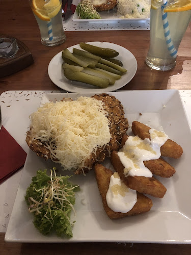 Comentarii opinii despre Fogadó a magyar királyokhoz