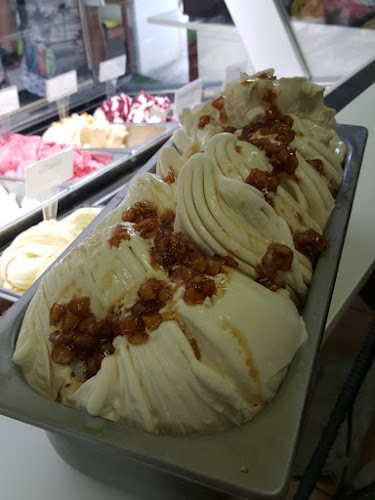 Comentarii opinii despre Kis Édes Cukrászda és Kávéház