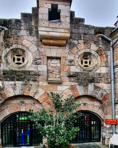 Koós, Budapest, Kós Károly stny. 1, 1146