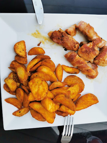 Rancs Pizza & Burger Bár - Vendéglátás