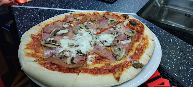 A Zsìr pub - Vendéglátás