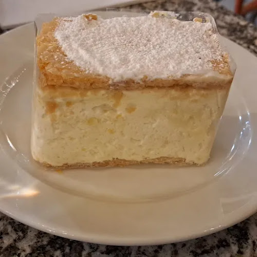 Opinii despre Korona Kávéház în Budapest - Vendéglátás