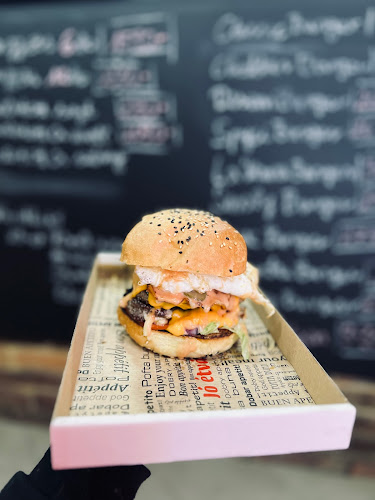 Opinii despre Lakoma Pizza & Street food în Nyíregyháza - Vendéglátás