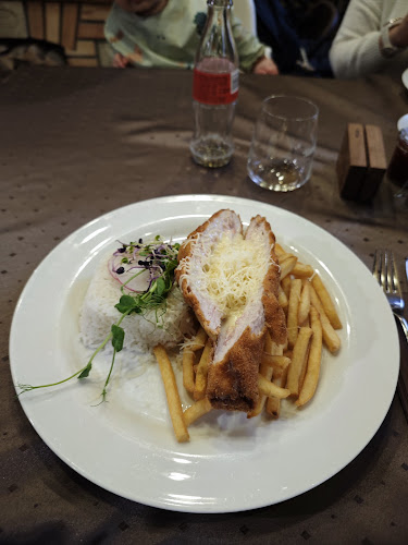 Várkanyar Vendéglő - Vendéglátás