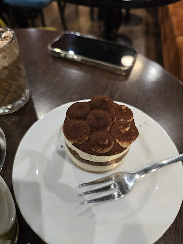 Opinii despre Café Frei în Budapest - Vendéglátás