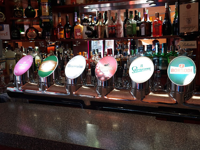 Opinii despre Böllér Söröző în Várpalota - Vendéglátás