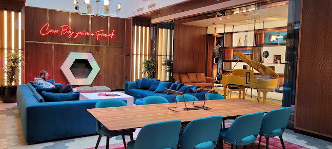 The Restaurant - Budapest