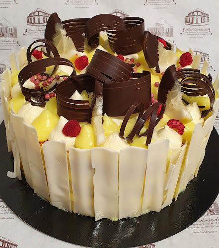 Ricsi-Cukrászda Kft. - Vendéglátás