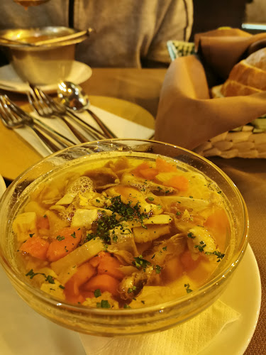 Opinii despre NEXT Restaurant în Esztergom - Vendéglátás