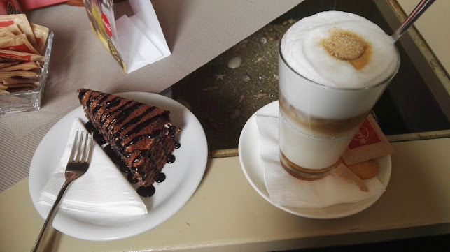 Baja, Szentháromság tér 11, 6500