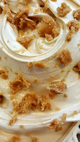 Comentarii opinii despre Juhász Cuki