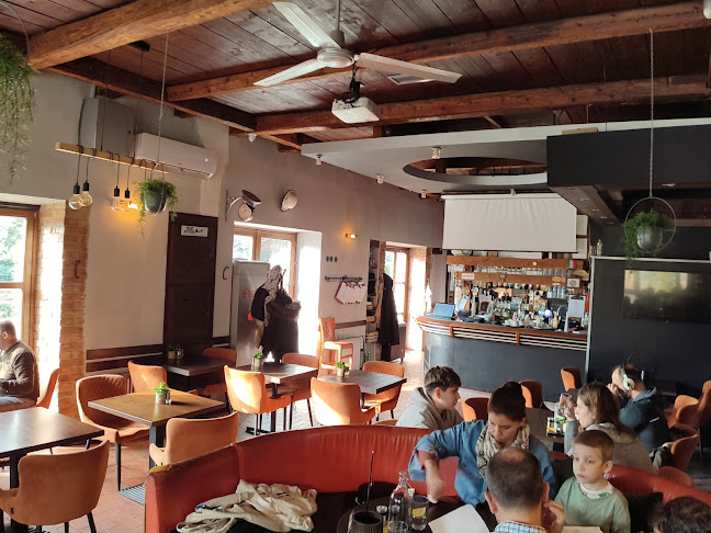 Szertár Kávézó - Budaörs