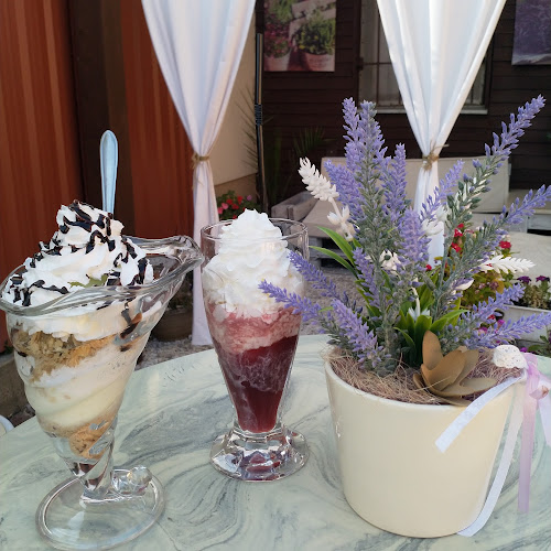 Opinii despre Jázmin Fagyizó în Tiszafüred - Vendéglátás