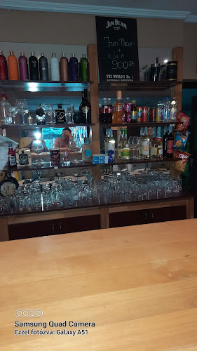 Opinii despre New York Pub în Csanádapáca - Vendéglátás