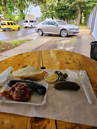 Comentarii opinii despre Pecsenyesütő