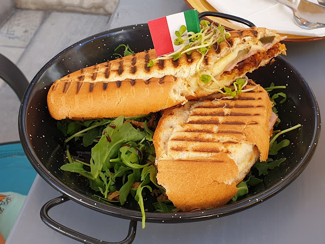 Téli Fagyi Cafe & Bistro - Vendéglátás