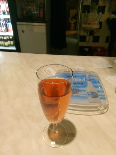 Opinii despre Pocakos Söröző în Tata - Vendéglátás