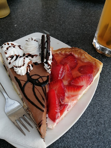 Bögre Kávézó - Vendéglátás