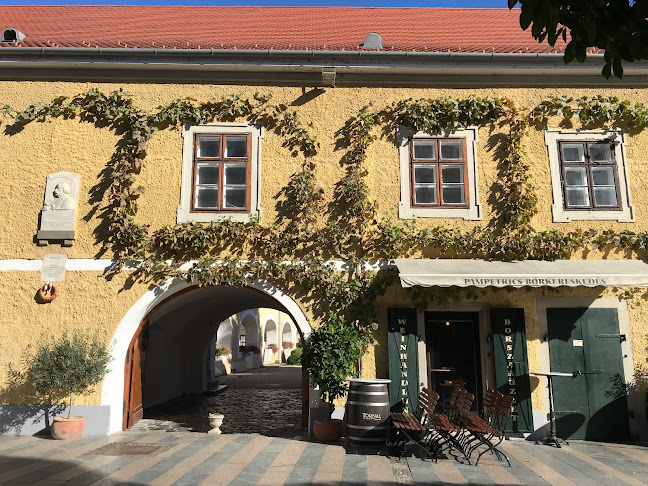 Pampetrics Borbár és Borszaküzlet - Vendéglátás