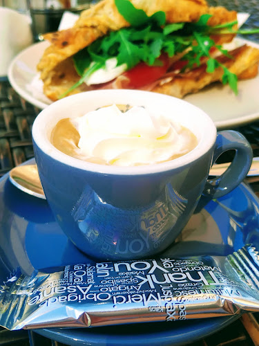 Opinii despre Melange Cafe & Bistro în Budapest - Vendéglátás