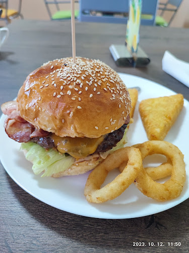 Luki's Burger - Vendéglátás
