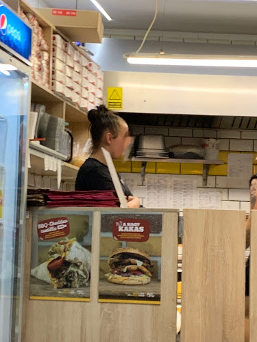 Pesti Pipi Móricz - Vendéglátás