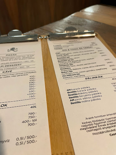 Pizza, Kávé, Világbéke - Miskolc