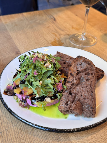 Opinii despre Tom George Osteria în Budapest - Vendéglátás