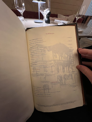 Comentarii opinii despre Aranybástya