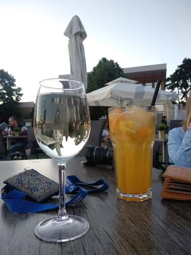 FröccsTerasz - Vendéglátás