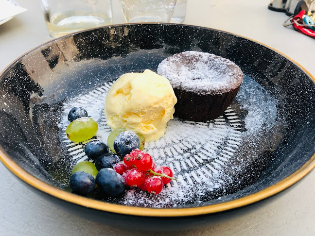 Mákvirág Borház-vendéglő - Vendéglátás