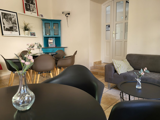 Comentarii opinii despre Rondella Kávézó