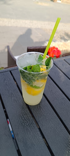 Opinii despre Erzsike Fagyizó în Tihany - Vendéglátás