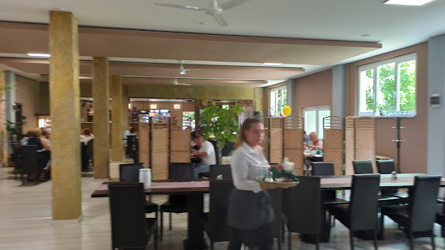 Kocka Étterem és Rendezvényház - Vendéglátás