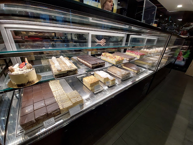 Opinii despre Mediterrán Cukrászda în Kiskunhalas - Vendéglátás