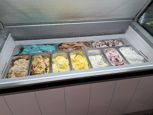 Mónika cukrászda - Buják