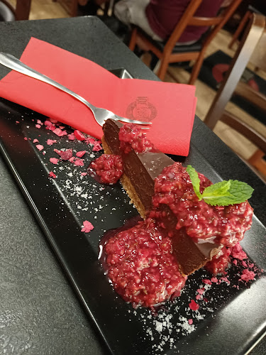 Opinii despre Marha Jó Steak Bar în Győr - Vendéglátás