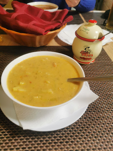 Opinii despre No.1 Étterem és Vendégház în Parád - Vendéglátás