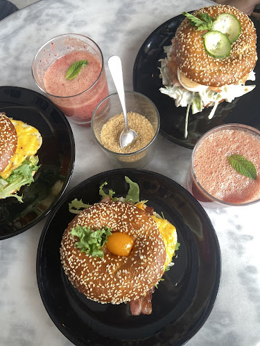 Opinii despre Rojt és Bojt Kávéskuckó în Budapest - Vendéglátás