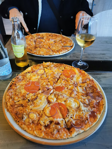 Borostyán Café & Grill - Tiszaszentimre