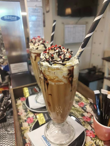 Patron Kávézó és Bár - Kiskunfélegyháza