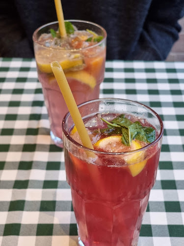 Szeged, Klauzál tér 6, 6720