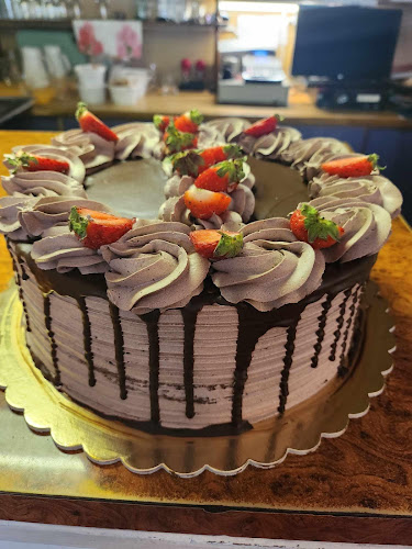 Opinii despre Diófa Vendéglő Kalocsa -Céges Rendezvény szervezés- Étterem Kalocsa- Menüztetés în Kalocsa - Vendéglátás