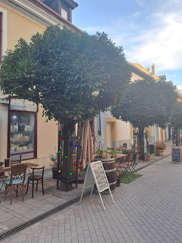 Lima Pub and Hostel - Vendéglátás