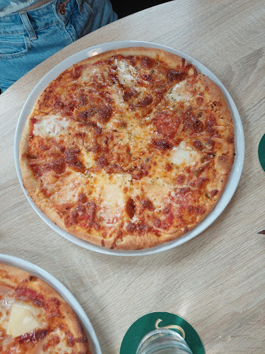 Akinho Pizzéria - Vendéglátás