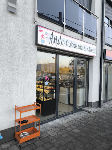Anda Cukrászda és Kávézó - Kistarcsa