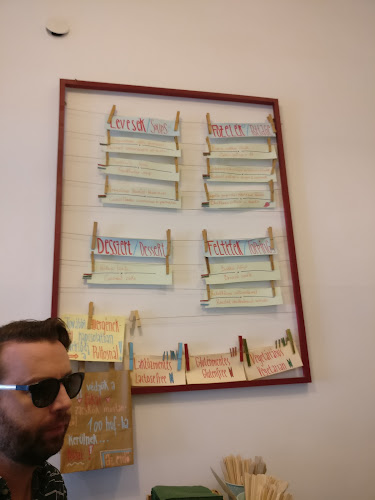 Comentarii opinii despre Hokedli