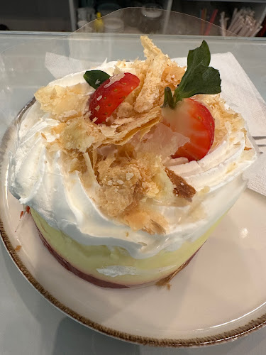 Opinii despre Napsugár Fagyizó în Vác - Vendéglátás