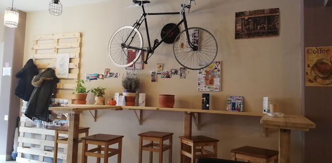 Comentarii opinii despre BARKA - kávé és kuckó